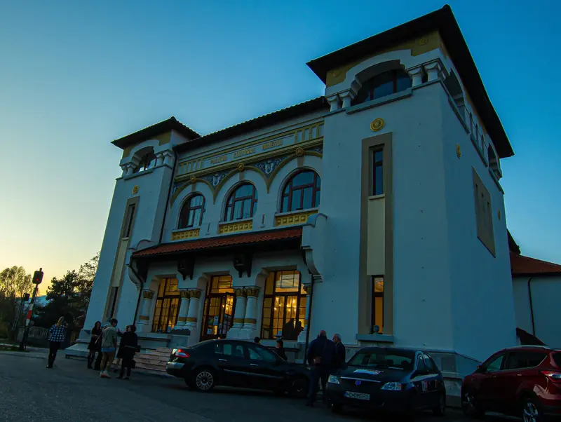 Fabrica de Pian la Lupeni, fotografia 1