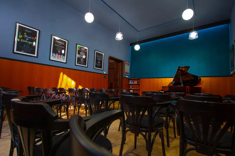 Sala de concert și pianul Kawai, fotografia 5